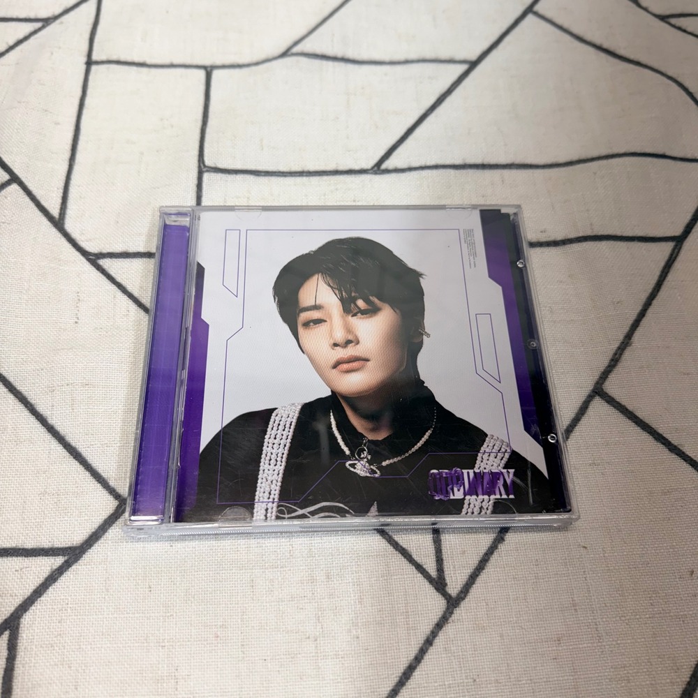 Stray Kids ODDINARY Jewel Case CD I.N Version Purple K-Pop Album with Inserts - Picture 1 of 5